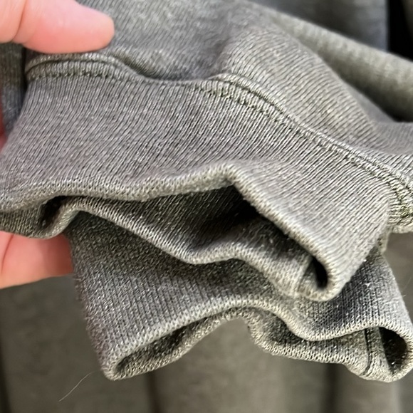 Carhartt Mens Sweatshirt Pullover Hoodie Kangaroo Pocket Size XL - Picture 10 of 14